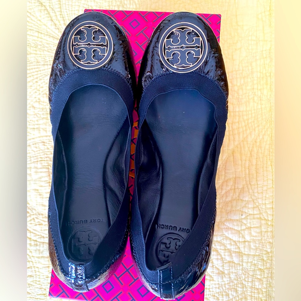 Tory Burch Caroline Black Ballet Flat Size 7.5